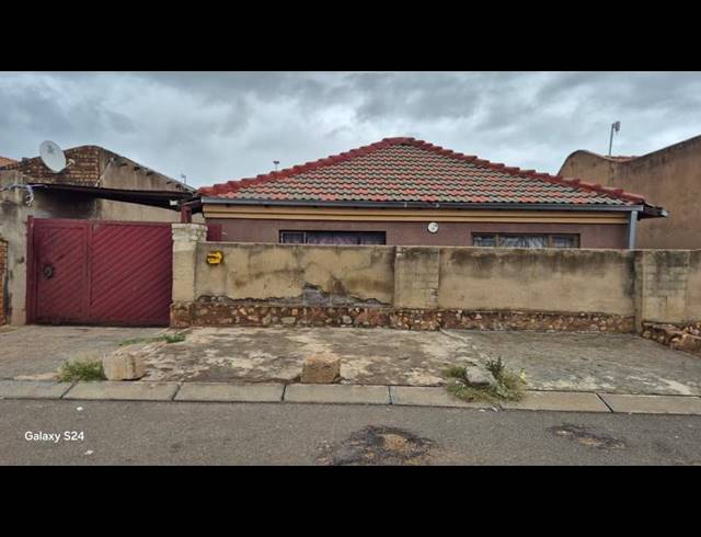 2 BEDROOM HOUSE FOR SALE IN TEMBISA